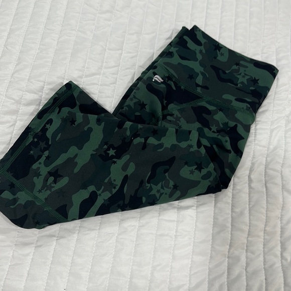 Fabletics Define PowerHold® High-Waisted Legging - Picture 1 of 3